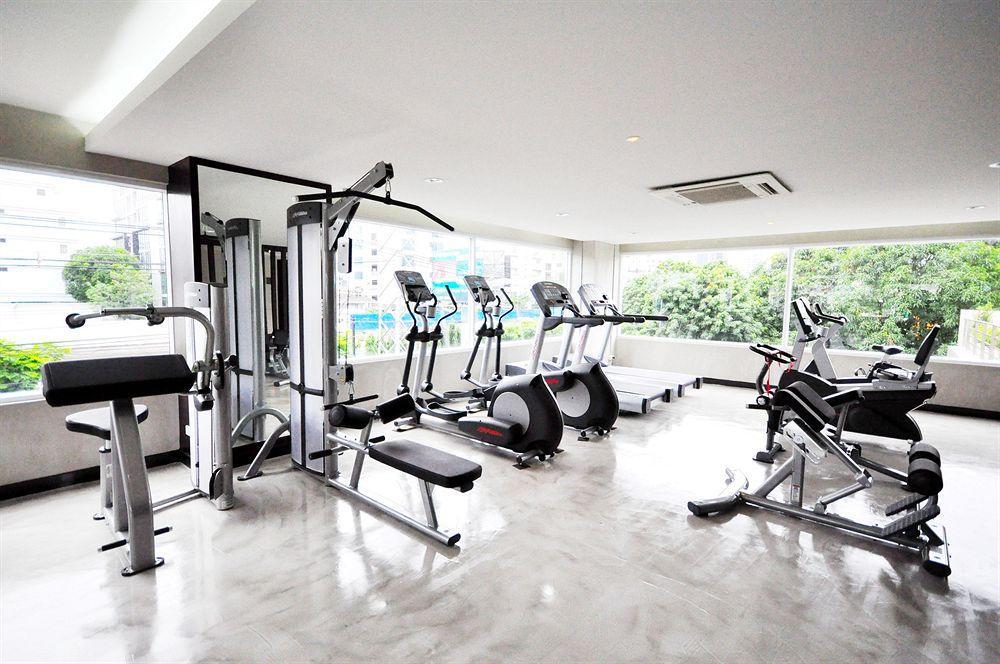 Parinda Hotel Bangkok Exteriör bild