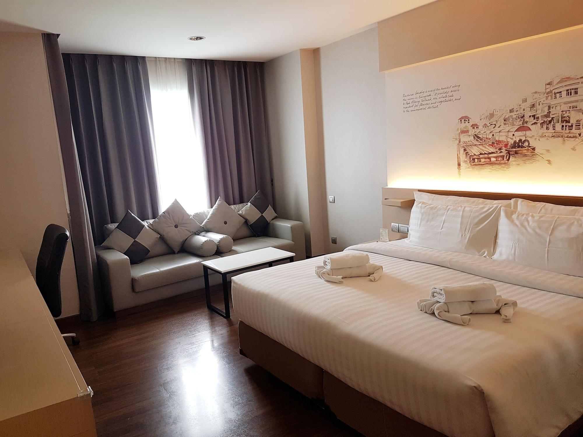 Parinda Hotel Bangkok Exteriör bild
