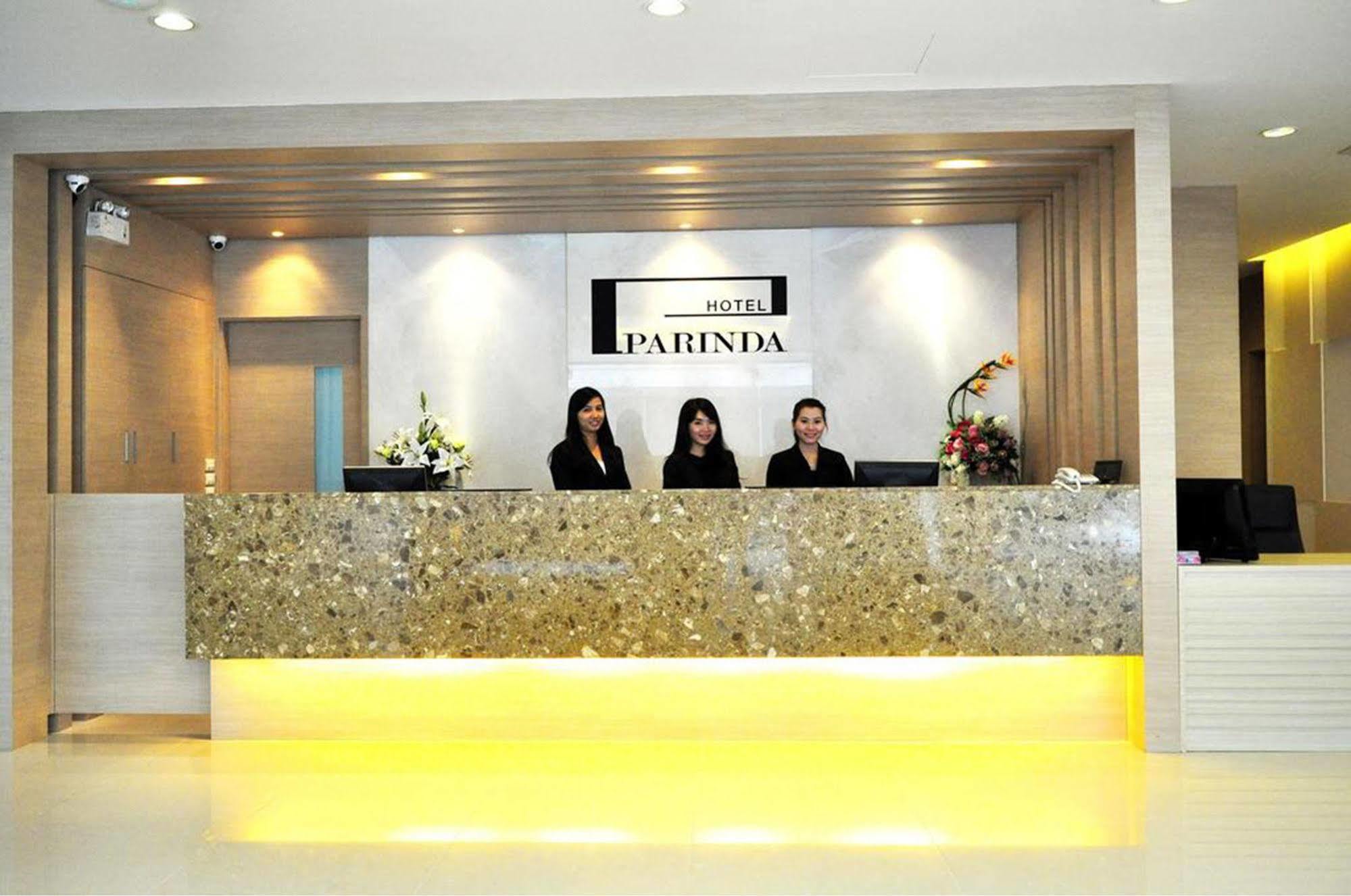 Parinda Hotel Bangkok Exteriör bild