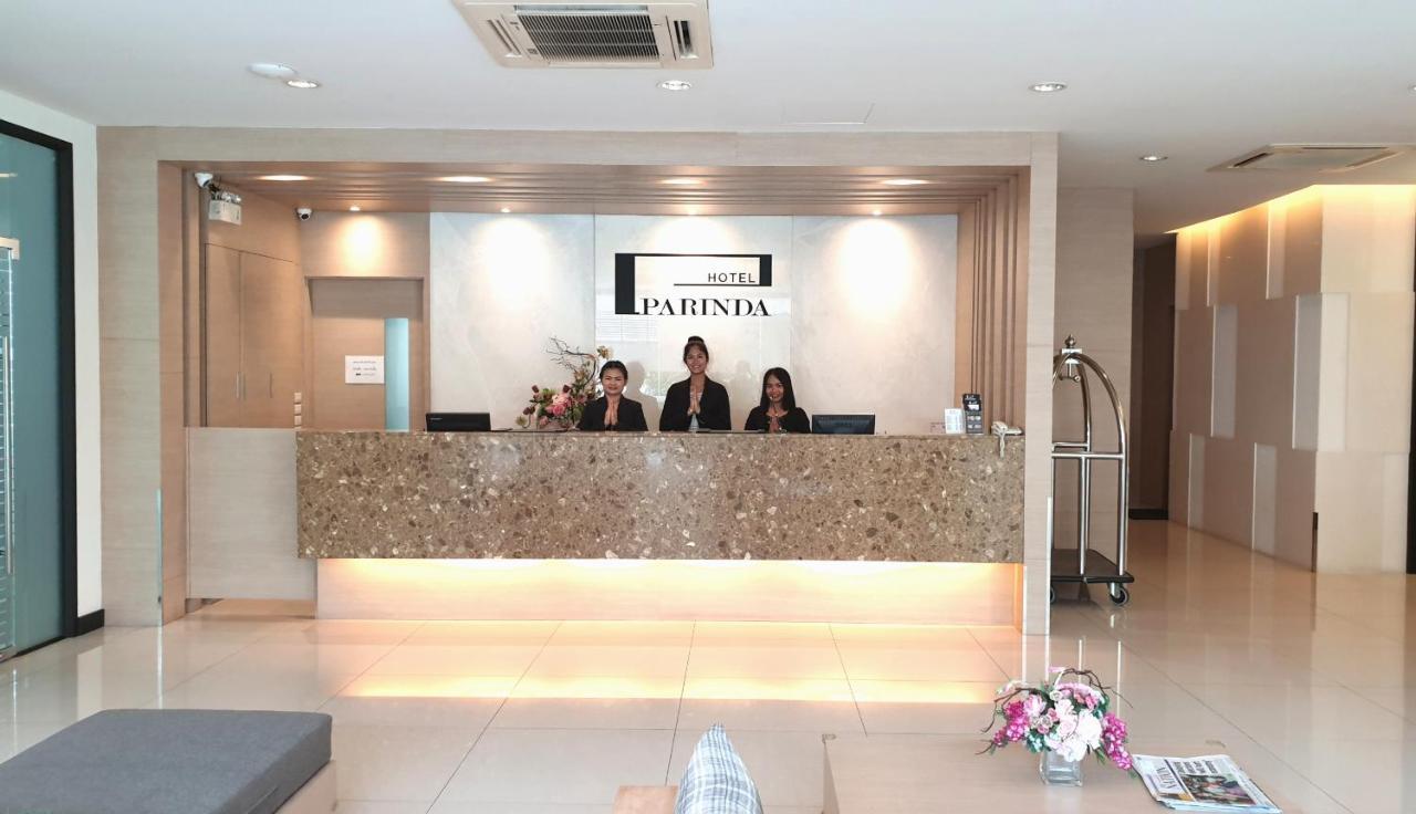 Parinda Hotel Bangkok Exteriör bild
