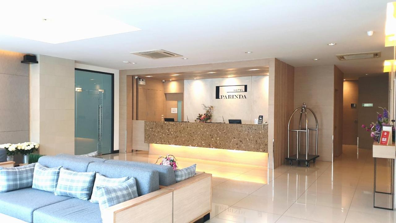 Parinda Hotel Bangkok Exteriör bild
