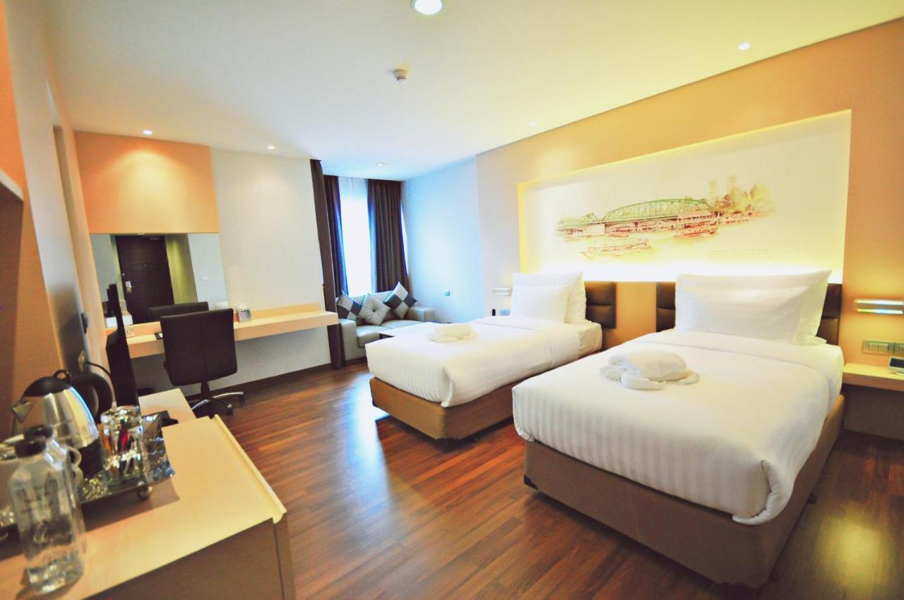 Parinda Hotel Bangkok Exteriör bild